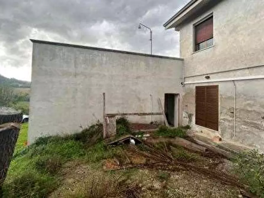 Immagine 6 di Villetta a schiera in vendita  in Via Arnaldo Merlini a Terre Roveresche