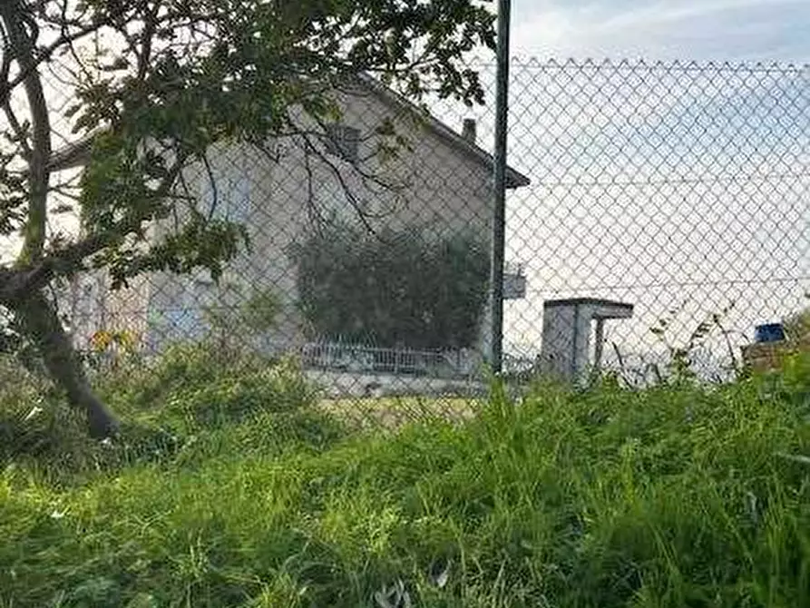 Immagine 2 di Terreno edificabile in vendita  in Via Arnaldo Merlini a Terre Roveresche