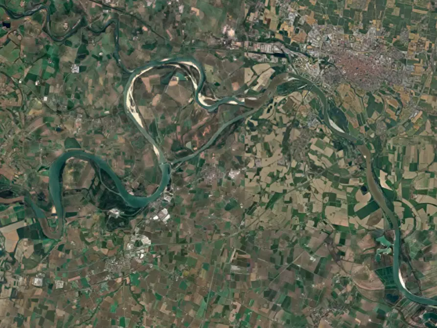 Immagine 8 di Casa indipendente in vendita  in Via Enrico Fermi  a Monticelli D'ongina