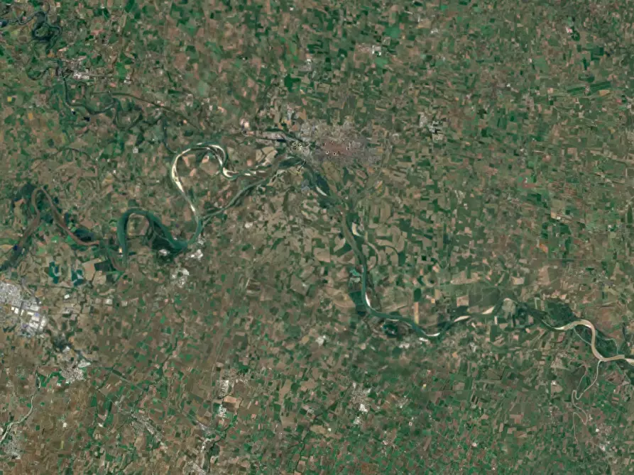 Immagine 10 di Casa indipendente in vendita  in Via Enrico Fermi  a Monticelli D'ongina