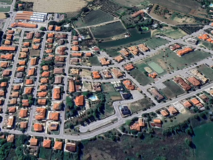 Immagine 7 di Garage in vendita  in Viale Cadore a Cartoceto