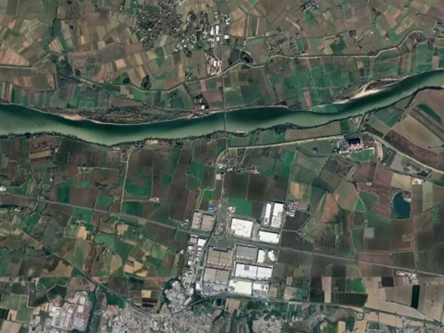 Immagine 2 di Terreno agricolo in vendita  in Localita' Bosco Tosca a Castel San Giovanni