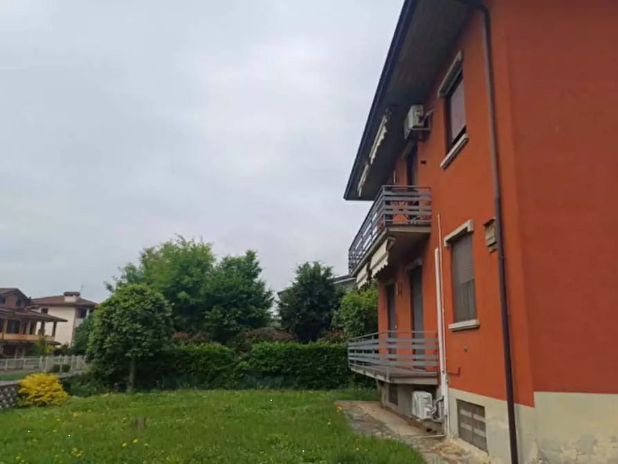 Immagine 4 di Appartamento in vendita  in Via Don Francesco Mazzocchi a Castel San Giovanni