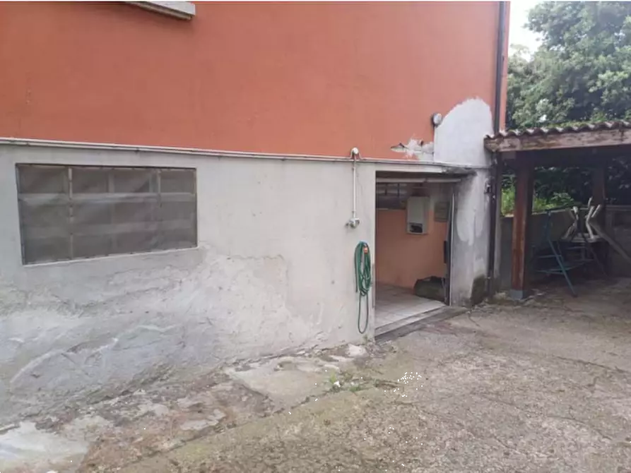 Immagine 5 di Appartamento in vendita  in Via Don Francesco Mazzocchi a Castel San Giovanni