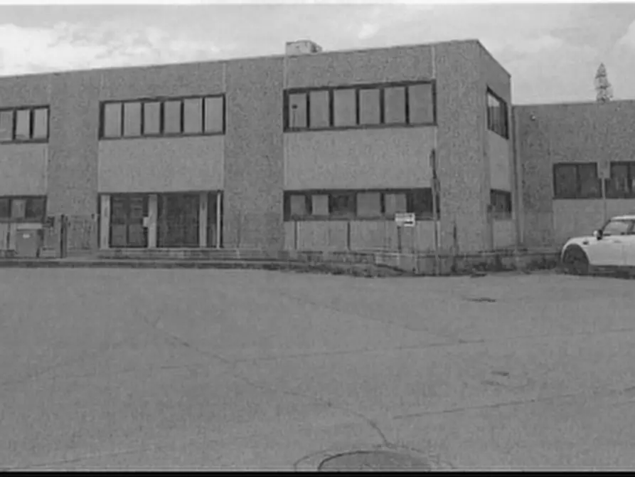 Immagine 3 di Capannone industriale in vendita  in Via della Canapa a Cento