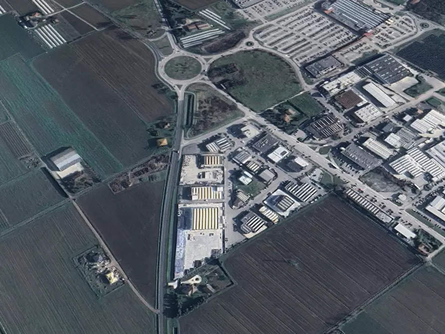 Immagine 8 di Capannone industriale in vendita  in Via della Canapa a Cento