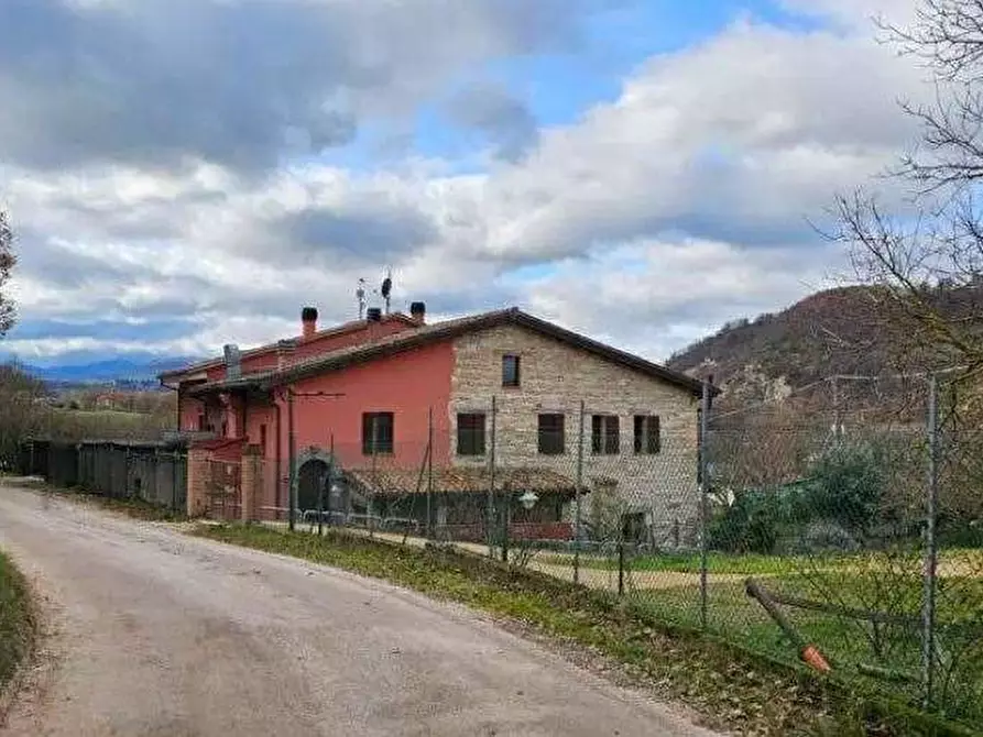 Immagine 3 di Appartamento in vendita  in Località Valrea a Pergola