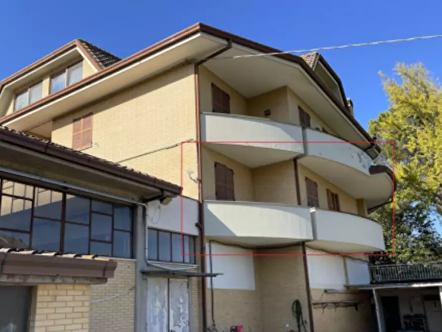 Immagine 3 di Capannone industriale in vendita  in Via Raffaello Sanzio a Monterubbiano