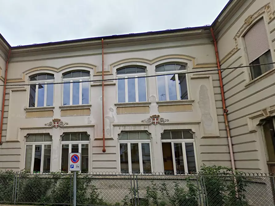 Immagine 12 di Stabile in vendita  in Via Giuseppe Bocca a Asti