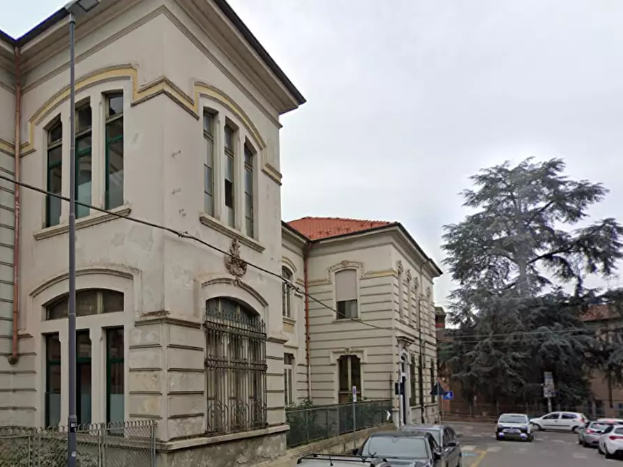 Immagine 13 di Stabile in vendita  in Via Giuseppe Bocca a Asti