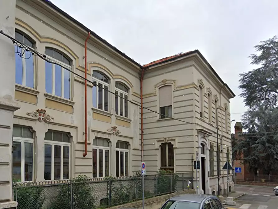 Immagine 14 di Stabile in vendita  in Via Giuseppe Bocca a Asti