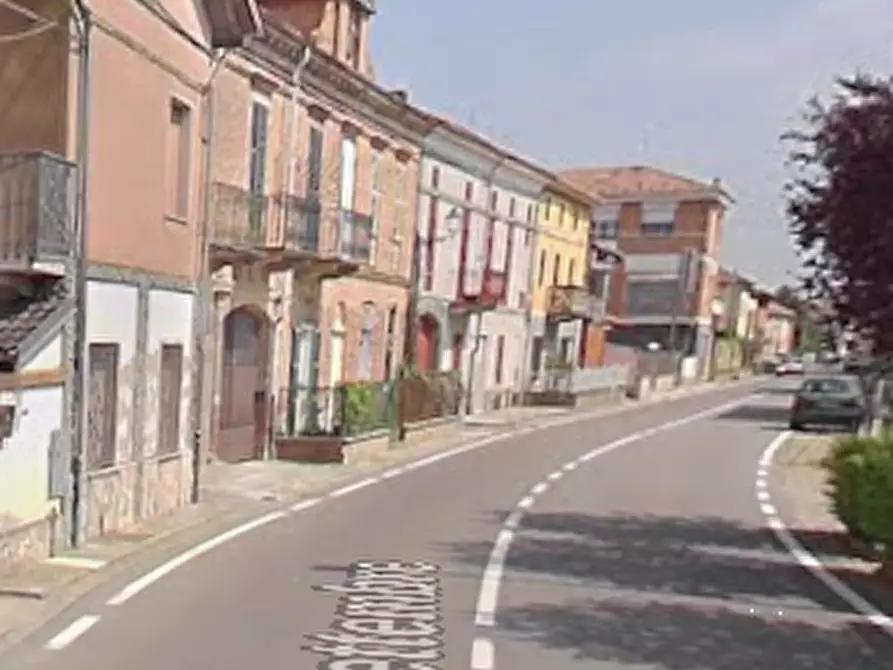 Immagine 17 di Appartamento in vendita  in Via XX Settembre a Castagnole Monferrato