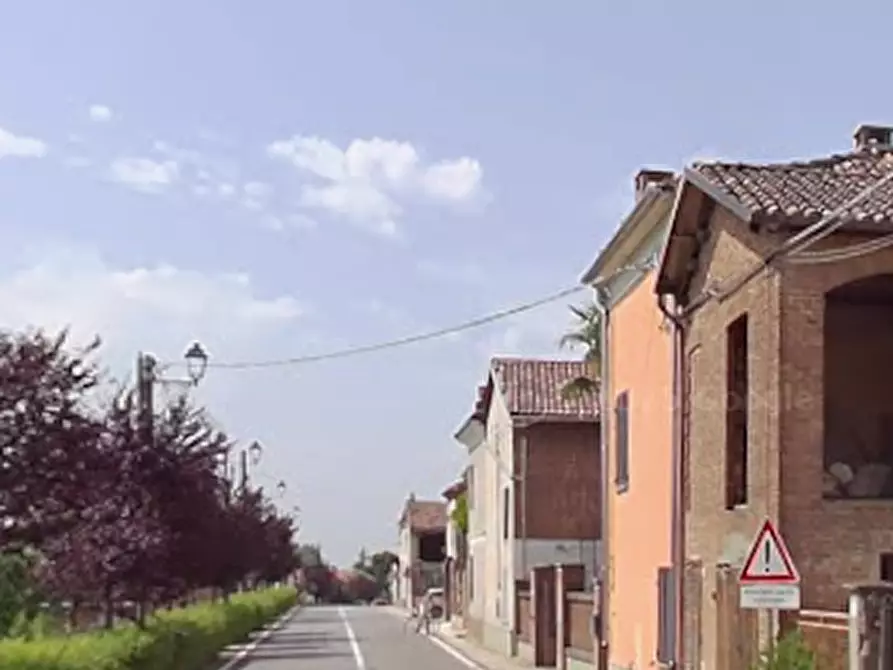 Immagine 18 di Appartamento in vendita  in Via XX Settembre a Castagnole Monferrato