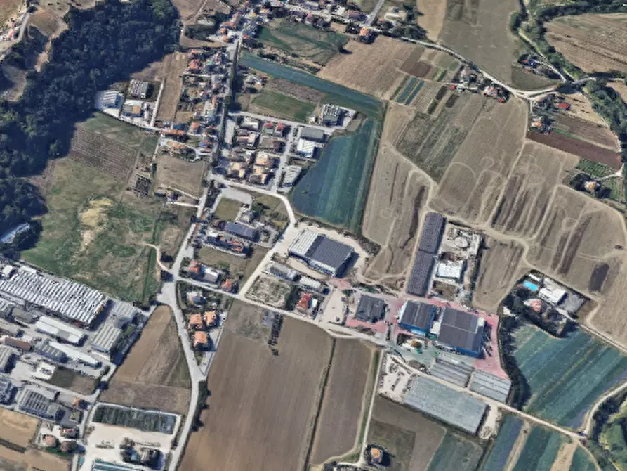 Immagine 3 di Laboratorio in vendita  in Via Lussu a Sant'elpidio A Mare