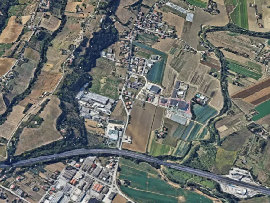 Immagine 4 di Laboratorio in vendita  in Via Lussu a Sant'elpidio A Mare