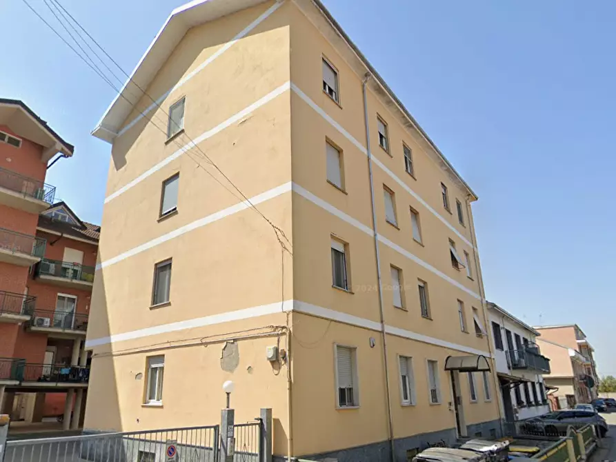 Immagine 5 di Appartamento in vendita  in Via Giacomo Leopardi a Alessandria