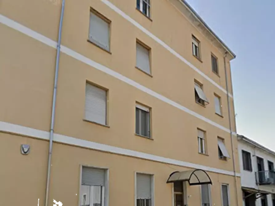 Immagine 11 di Appartamento in vendita  in Via Giacomo Leopardi a Alessandria