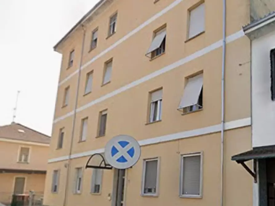 Immagine 17 di Appartamento in vendita  in Via Giacomo Leopardi a Alessandria