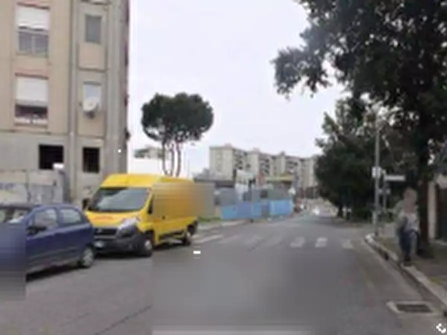 Immagine 5 di Garage in vendita  in Via di Grotta di Gregna a Roma