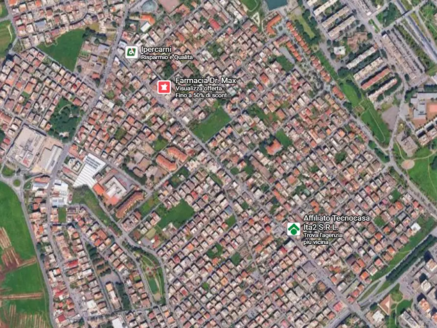 Immagine 13 di Garage in vendita  in Via Martino Rota a Roma