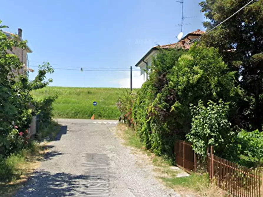 Immagine 16 di Appartamento in vendita  in Via Mazzini a San Benedetto Po