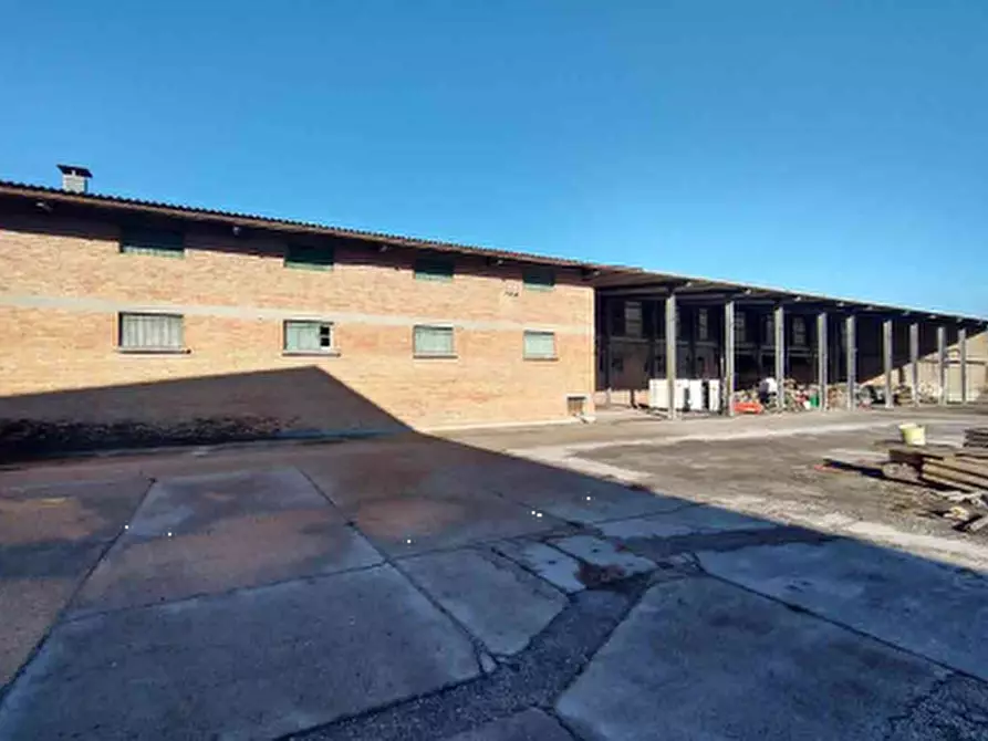Immagine 7 di Capannone industriale in vendita  in Via Pieve a Guastalla