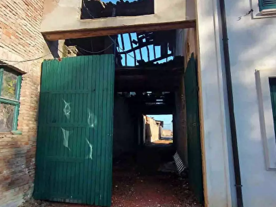 Immagine 14 di Capannone industriale in vendita  in Via Pieve a Guastalla