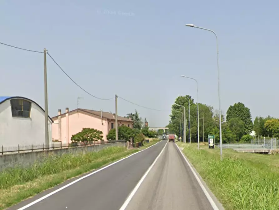 Immagine 17 di Magazzino in vendita  in Via Parolara a Castelbelforte