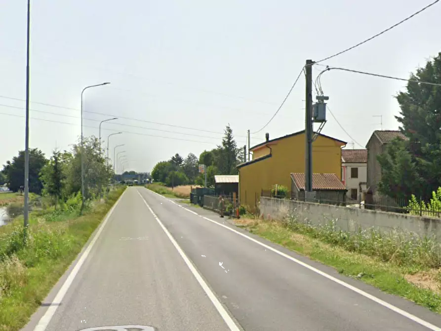 Immagine 18 di Magazzino in vendita  in Via Parolara a Castelbelforte