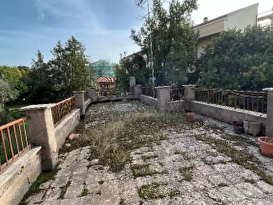 Immagine 4 di Villa in vendita  in Via delle Mole a Albano Laziale