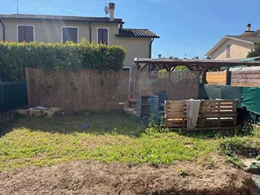 Immagine 4 di Appartamento in vendita  in Piazza D. Alighieri a San Giorgio Di Mantova