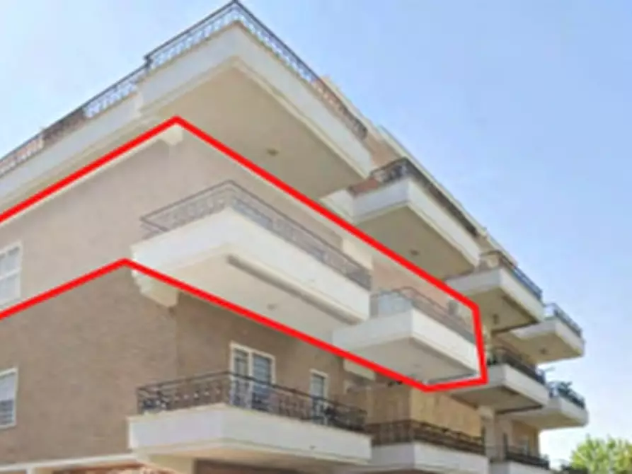 Immagine 2 di Appartamento in vendita  in Via Casablanca a Pomezia