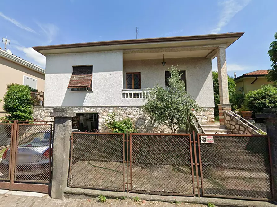 Immagine 4 di Casa indipendente in vendita  in Via G. Marconi  a Cavaion Veronese