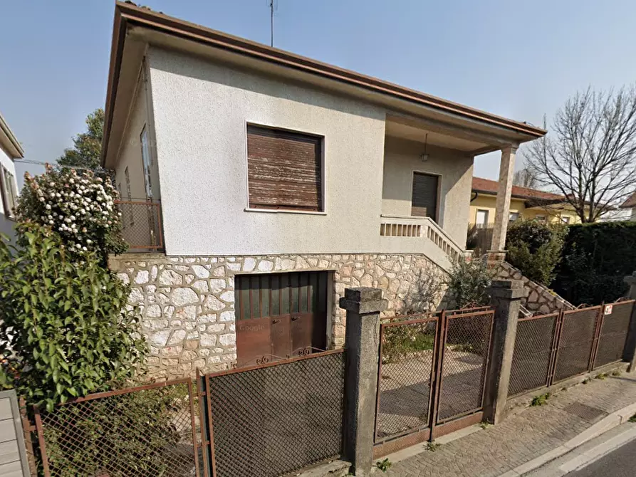 Immagine 9 di Casa indipendente in vendita  in Via G. Marconi  a Cavaion Veronese