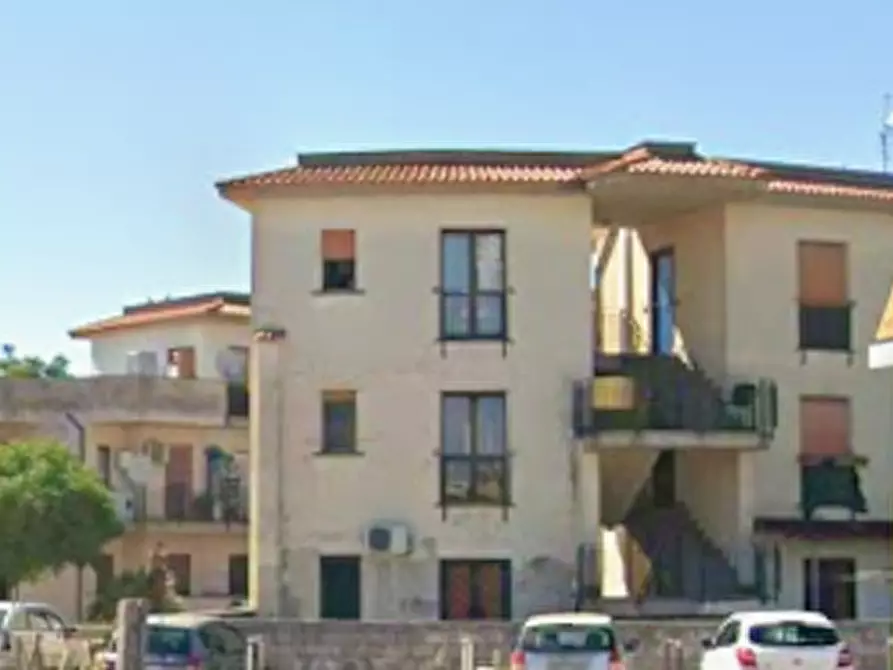 Immagine 2 di Appartamento in vendita  in Via Taglio delle cinque Miglia a Nettuno