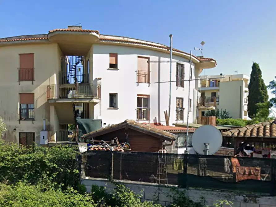 Immagine 5 di Appartamento in vendita  in Via Taglio delle cinque Miglia a Nettuno
