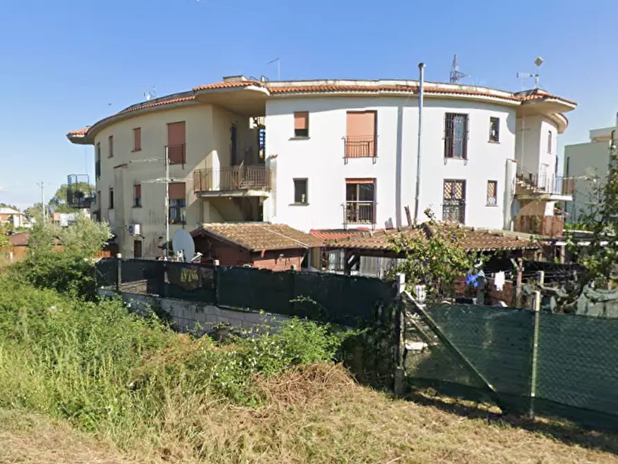 Immagine 6 di Appartamento in vendita  in Via Taglio delle cinque Miglia a Nettuno