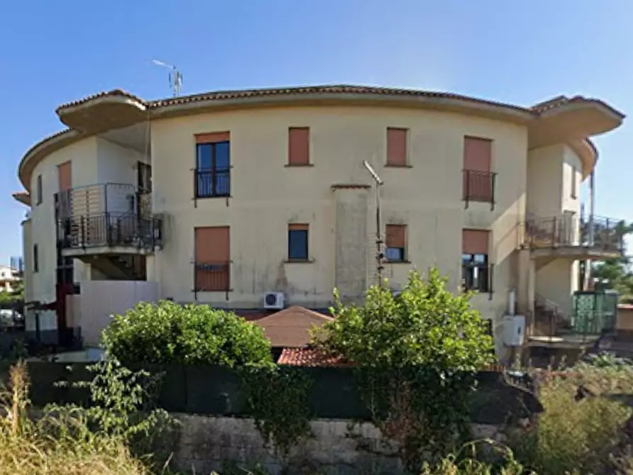 Immagine 7 di Appartamento in vendita  in Via Taglio delle cinque Miglia a Nettuno