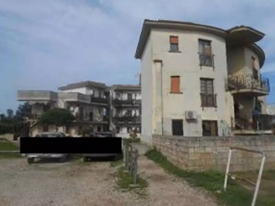 Immagine 11 di Appartamento in vendita  in Via Taglio delle cinque Miglia a Nettuno