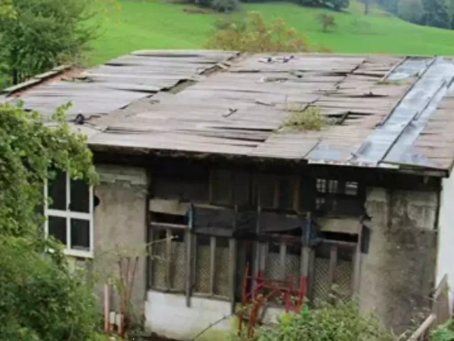 Immagine 4 di Magazzino in vendita  in Contrada Barco a Roverè Veronese