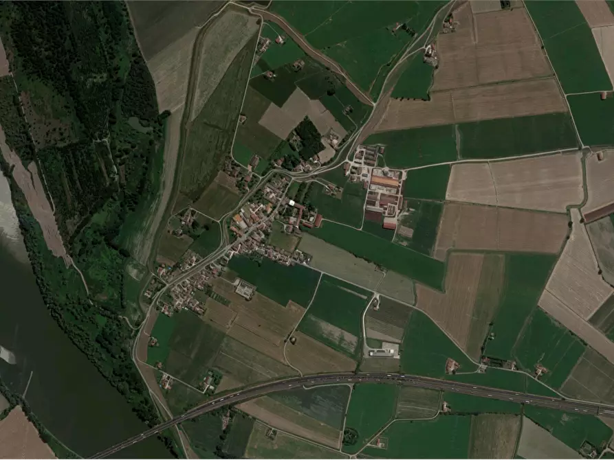 Immagine 17 di Casa indipendente in vendita  in Strada Argine Po Sud a San Benedetto Po