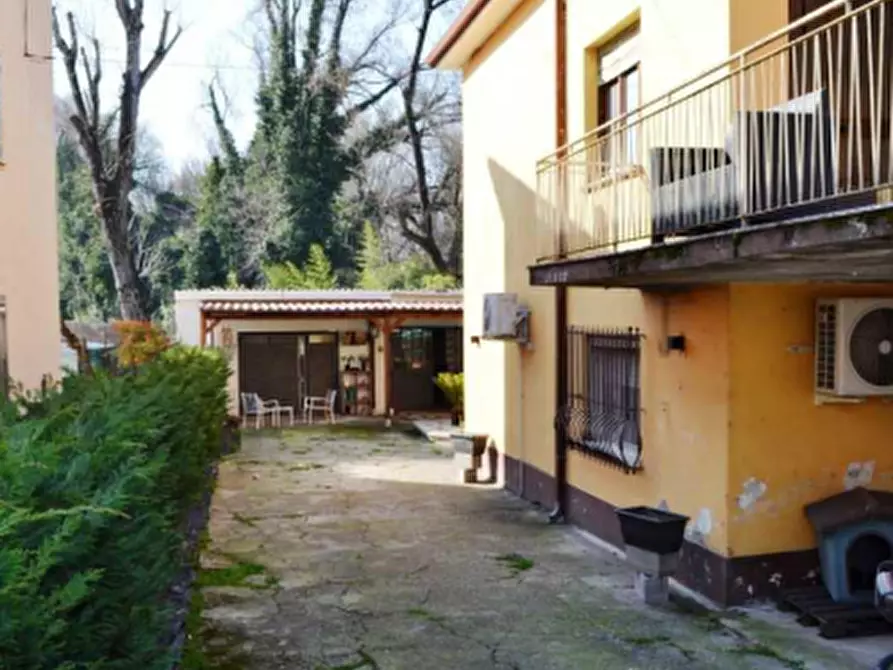 Immagine 3 di Appartamento in vendita  in Via Monsignor G. Fontana a Isola Della Scala