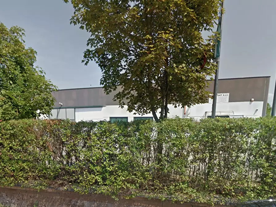 Immagine 8 di Laboratorio in vendita  in Via Donatori di Sangue a Moglia