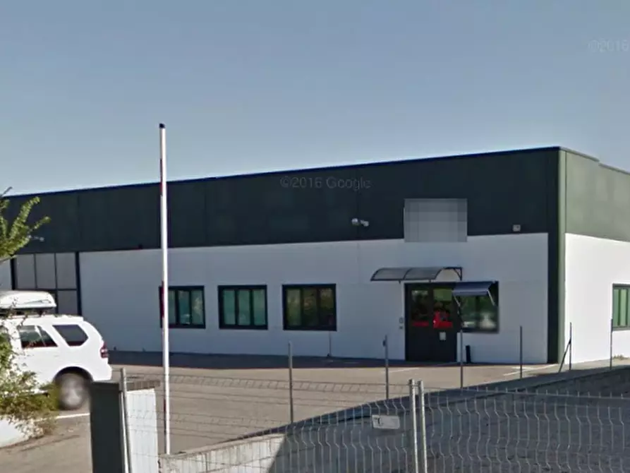 Immagine 12 di Laboratorio in vendita  in Via Donatori di Sangue a Moglia