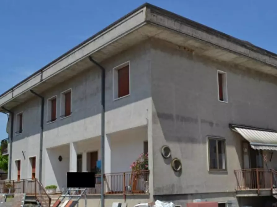 Immagine 2 di Ufficio in vendita  in Via Caduti sul Lavoro a Isola Della Scala