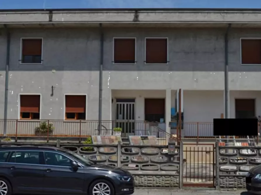 Immagine 6 di Ufficio in vendita  in Via Caduti sul Lavoro a Isola Della Scala