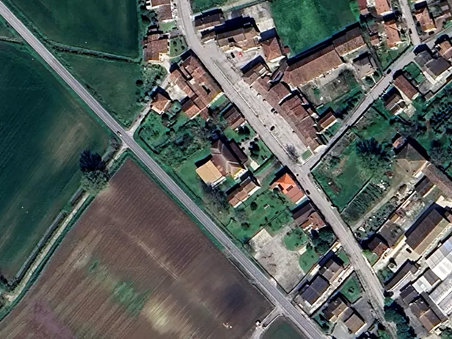 Immagine 6 di Porzione di casa in vendita  in Piazza Finzi a Marcaria