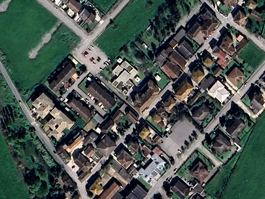 Immagine 13 di Negozio in vendita  in Via Trento a Motteggiana