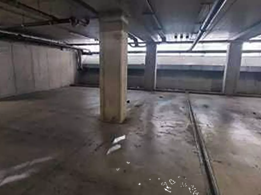 Immagine 1 di Posto auto in vendita  in Via Ugo Aldrighi a Brescia