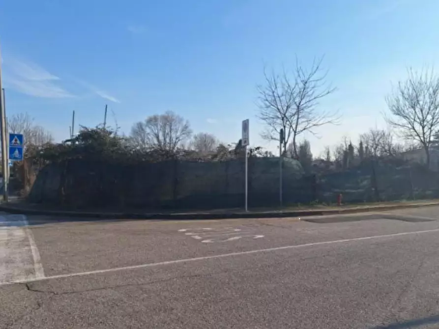 Immagine 3 di Terreno edificabile in vendita  in Via Romagna a Verona